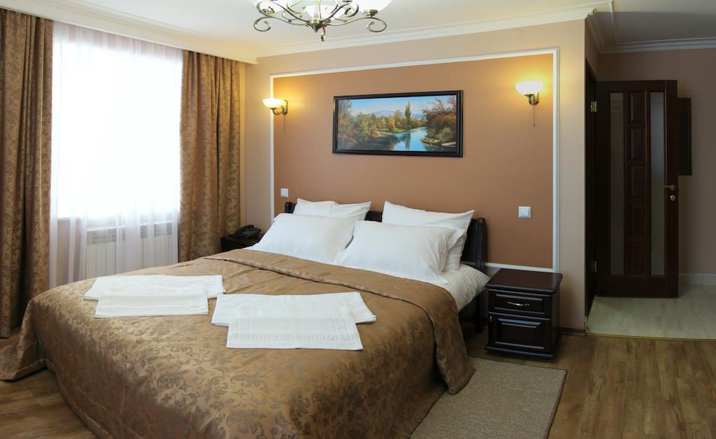 Sobkoff Hotell Khmelʼnytsʼkyy Rum bild